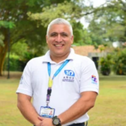 Carlos Julián Giraldo Carlos Julián Giraldo