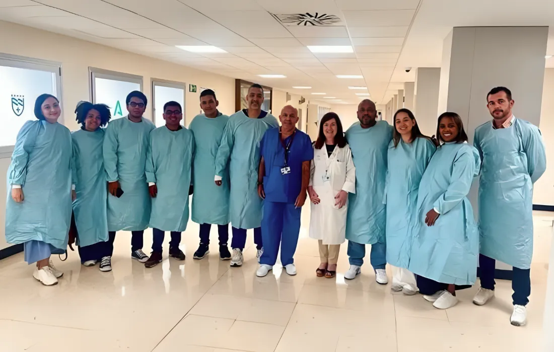 Visita de los estudiantes al Hospital Regional Universitario de Málaga