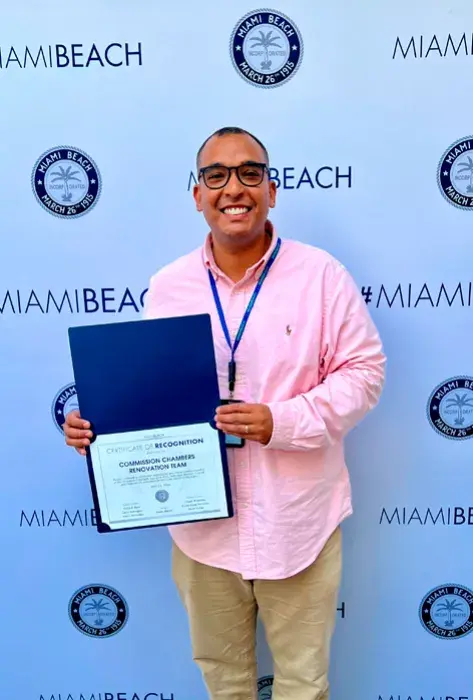 Ingeniero civil javeriano lidera proyectos de infraestructura en Estados Unidos